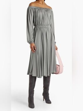NWT VALENTINO GARAVANI 
Offtheshoulder Silk Crepe De Chine Midi Dress*